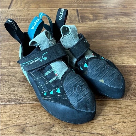 Scarpa Instinct VS Rock Climbing Shoes Black Aqua Size 38.5 / Womens 7 1/3 - Picture 3 of 12